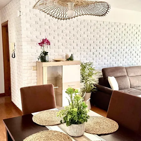 Sweet Holidays In Parque De La Reina By Deihu Experiences *