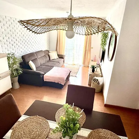 Sweet Holidays In Parque De La Reina By Deihu Experiences