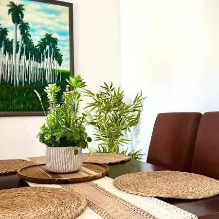 Sweet Holidays In Parque De La Reina By Deihu Experiences *